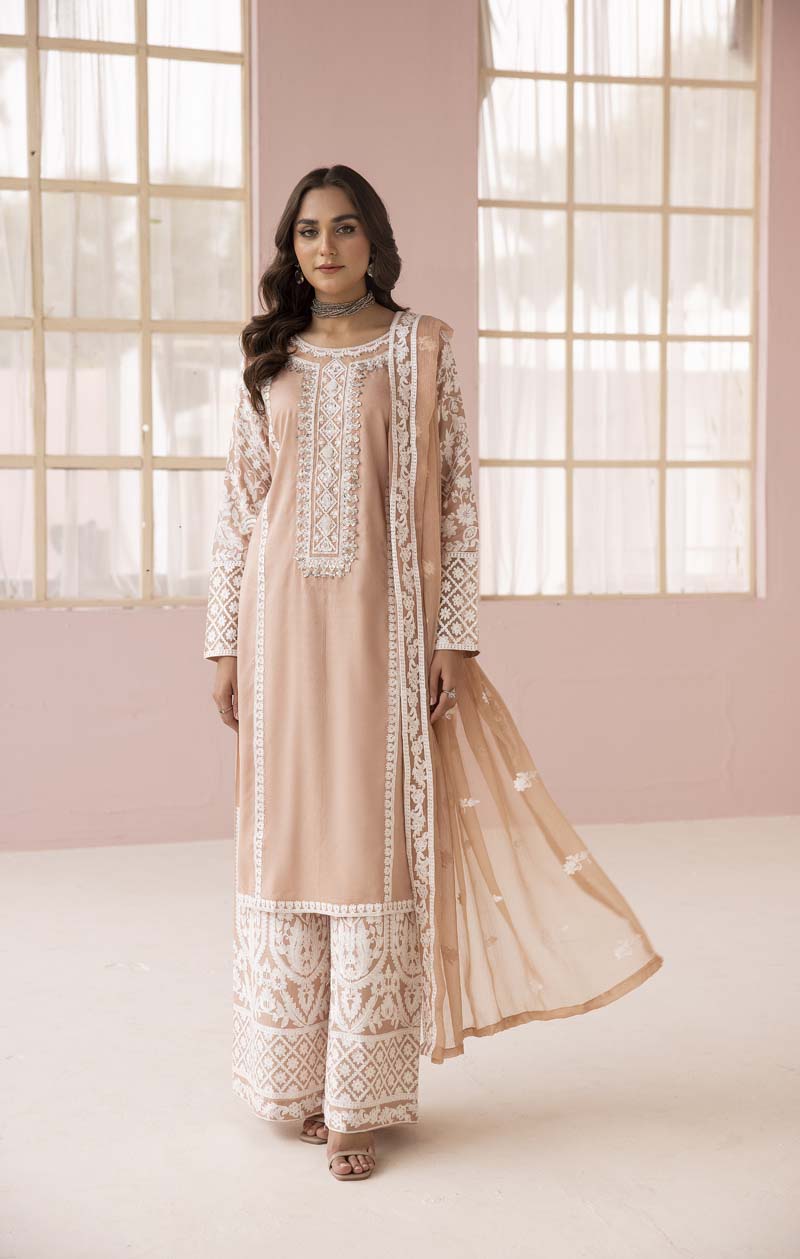 Fiza Peach Embroidered Eid 3 Piece Suit With Chiffon Dupatta - Desi Posh