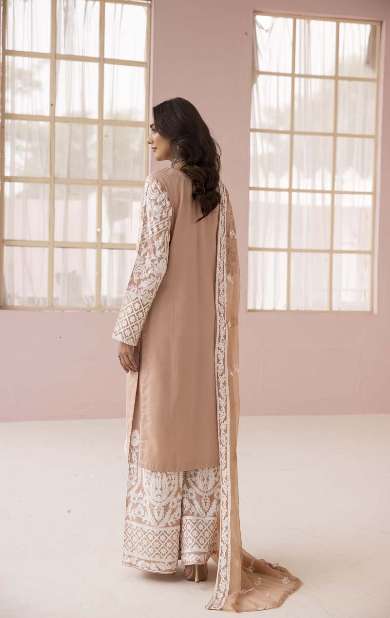 Fiza Peach Embroidered Eid 3 Piece Suit With Chiffon Dupatta - Desi Posh