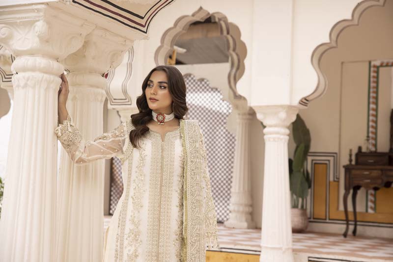 Imrozia Designer Noori Inspired Embroidered Off White 3 Piece Wedding Outfit