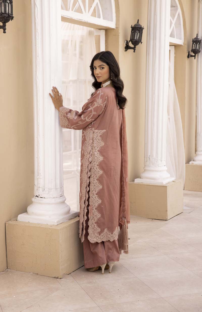 Malikah Pink Embroidered Lawn 3 Piece Suit With Embroidered Chiffon Dupatta