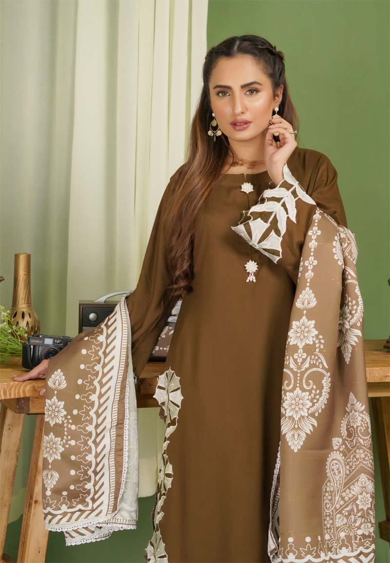 Parizad 3 Piece Dhanak Linen Suit with Warm Shawl Mehndi