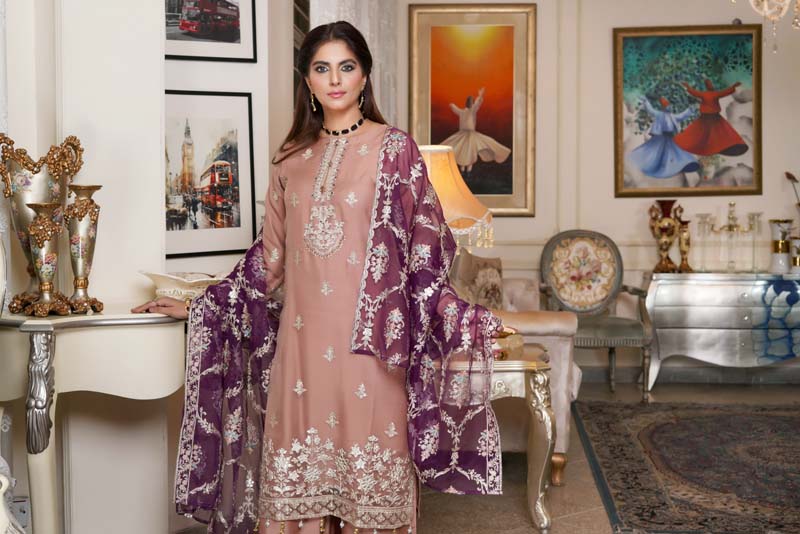 Simrans Embroidered Organza Dusty Rose Party Outfit With Embroidered Net Dupatta