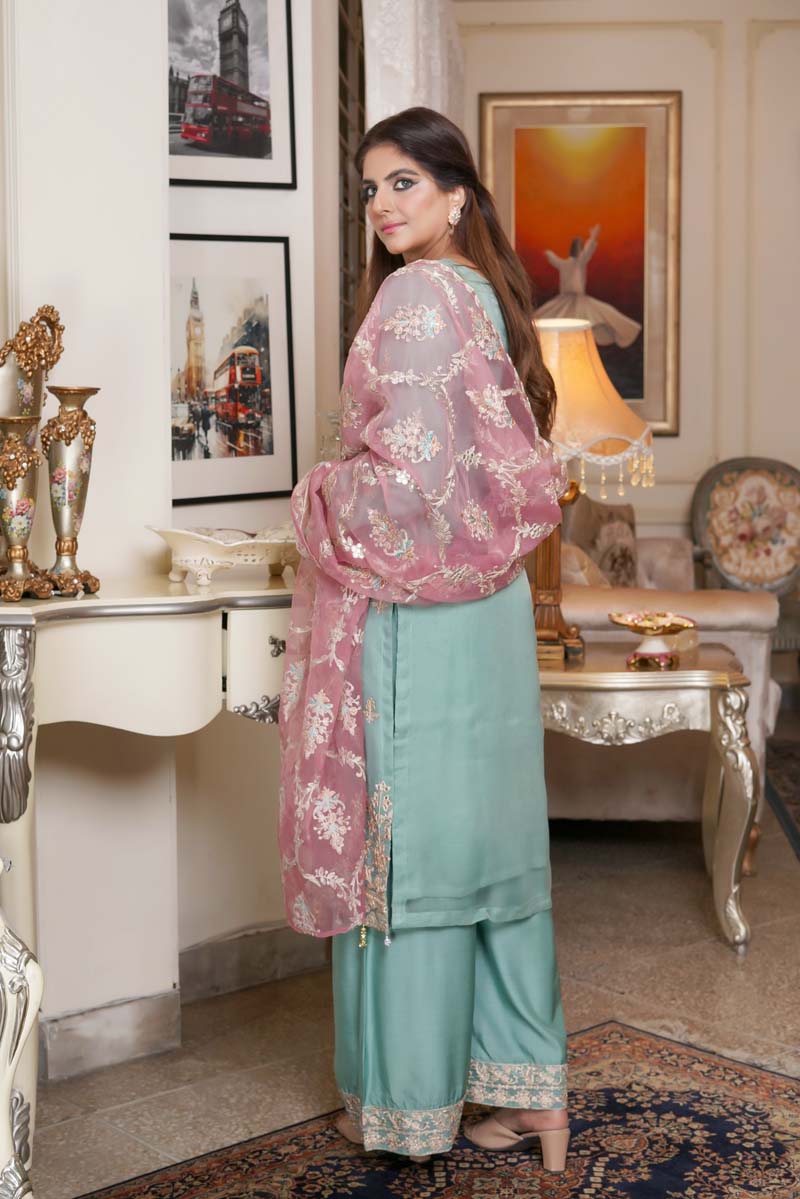 Simrans Embroidered Organza Pastel Green Party Outfit With Embroidered Net Dupatta