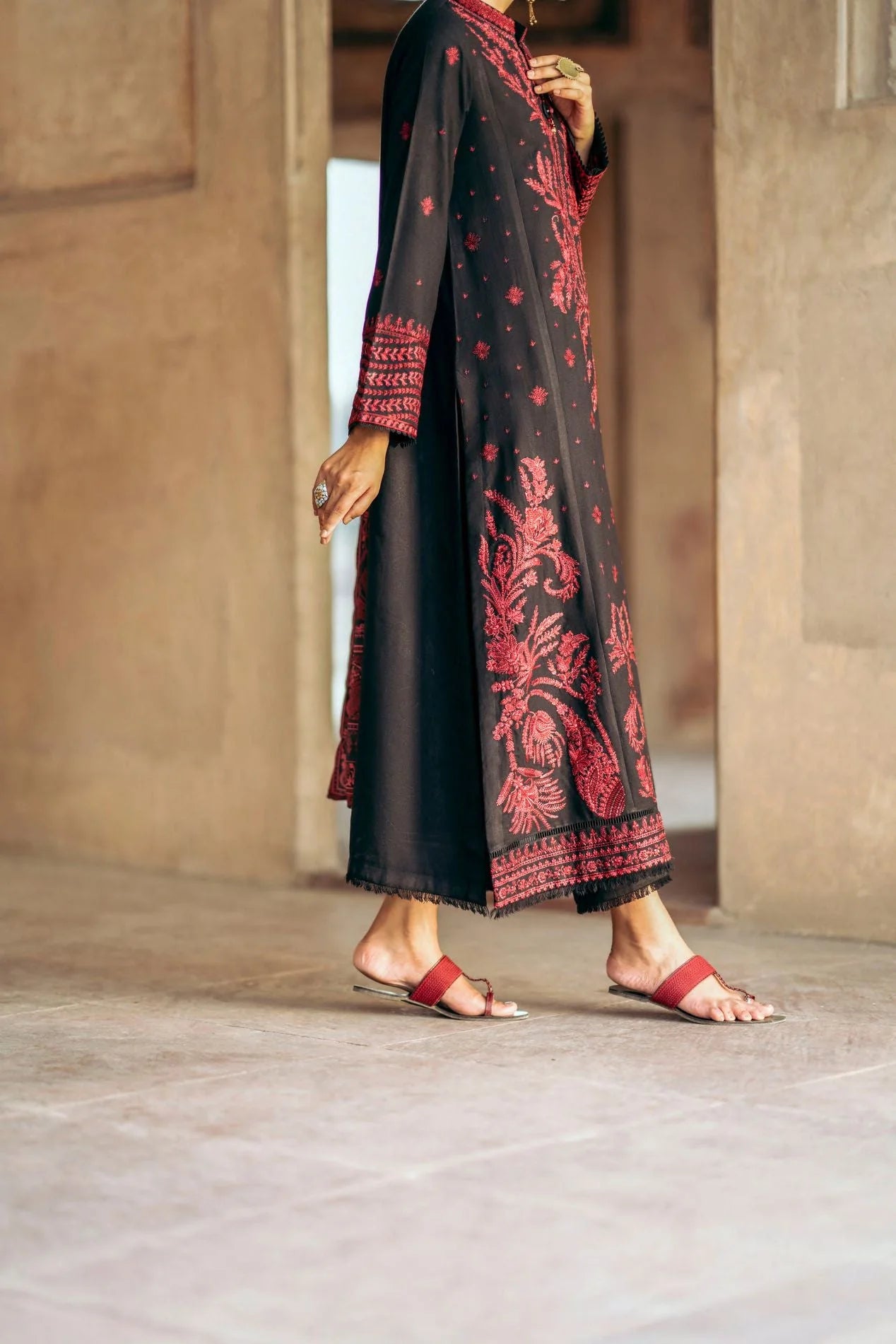 Dayaar-e-Mohabbat Dhanak Linen Suit with Digital Printed Shawl