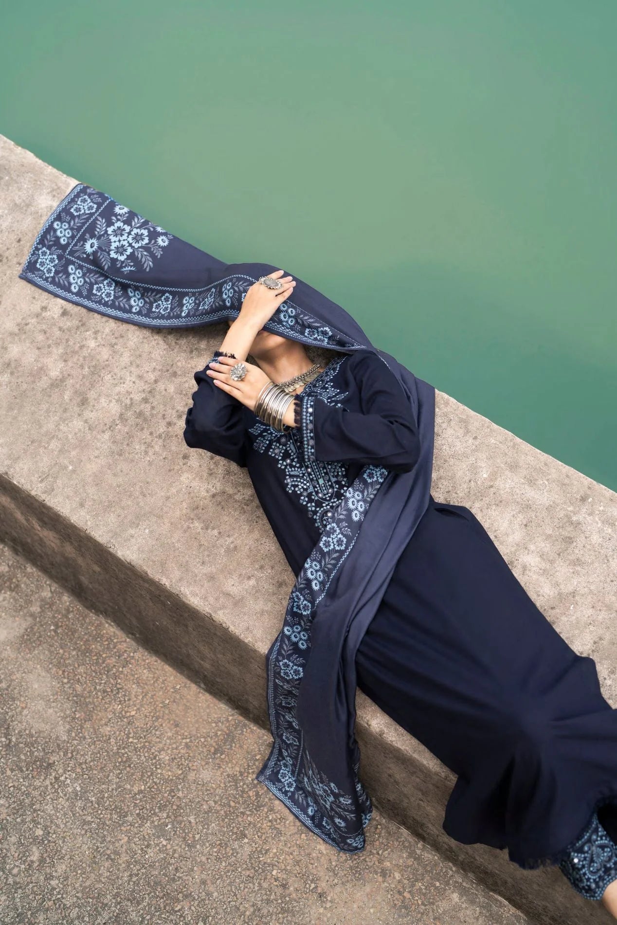 Dayaar-e-Hina Dhanak Linen Suit with Digital Printed Shawl